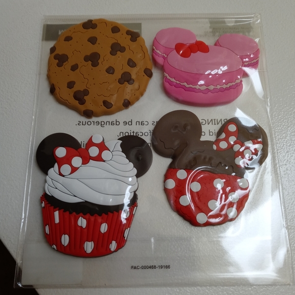 Disney Treat Magnets - Picture 2 of 4